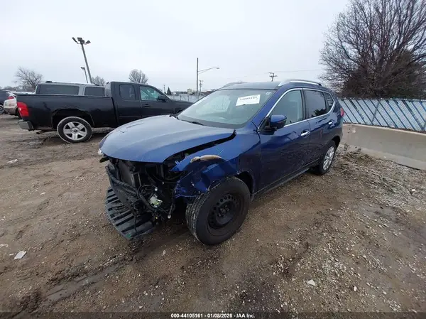 JN8AT2MV9HW014411 2017 NISSAN ROGUE - Image 2