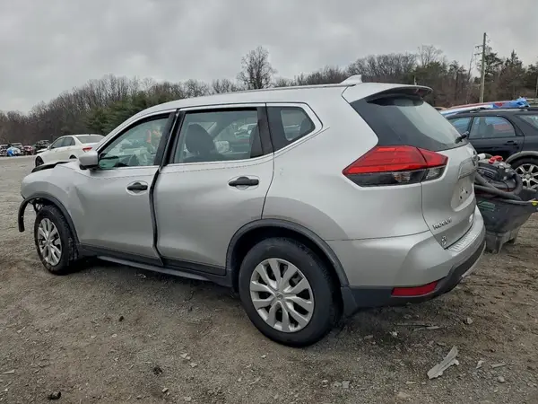 JN8AT2MV9HW015672 2017 NISSAN ROGUE - Image 2