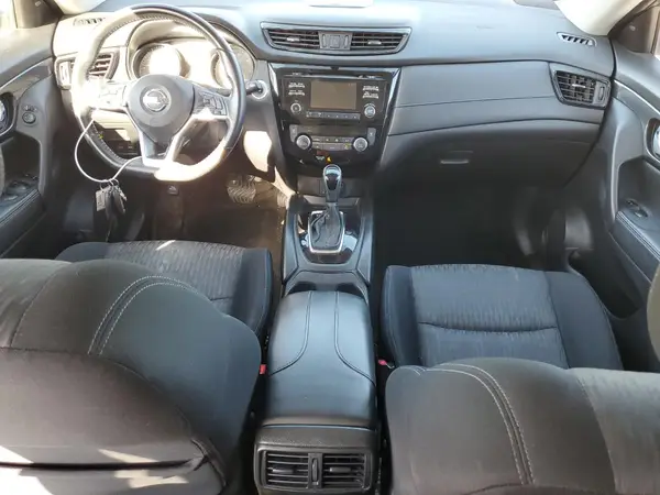 JN8AT2MV9HW017552 2017 NISSAN ROGUE - Image 8