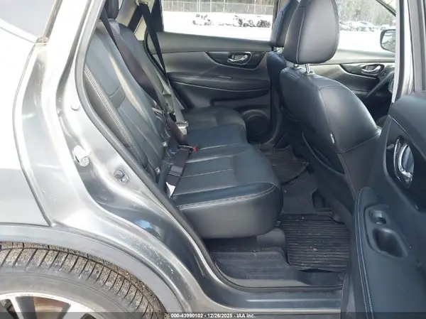 JN8AT2MV9HW019463 2017 NISSAN ROGUE - Image 8