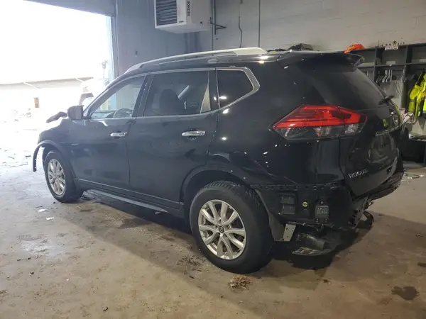 JN8AT2MV9HW019883 2017 NISSAN ROGUE - Image 2
