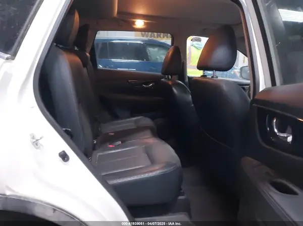 JN8AT2MV9HW022363 2017 NISSAN ROGUE - Image 8