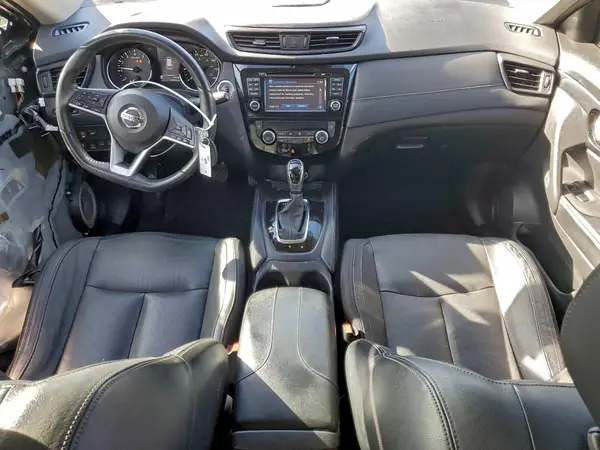 JN8AT2MV9HW025229 2017 NISSAN ROGUE - Image 8