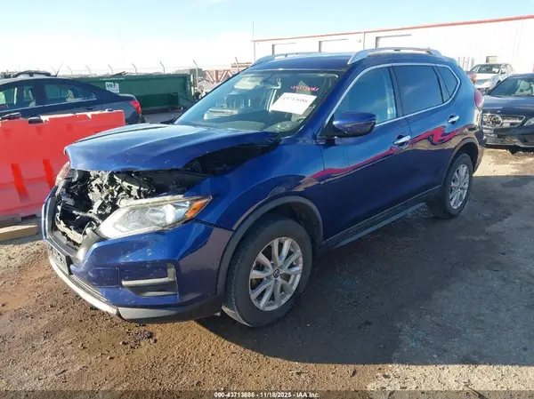 JN8AT2MV9HW026851 2017 NISSAN ROGUE - Image 2