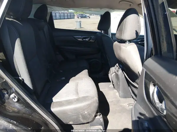 JN8AT2MV9HW027613 2017 NISSAN ROGUE - Image 8