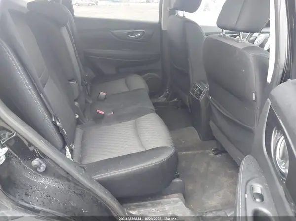 JN8AT2MV9HW028261 2017 NISSAN ROGUE - Image 8