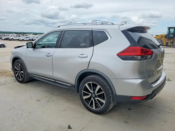 JN8AT2MV9HW028390 2017 NISSAN ROGUE - Image 2