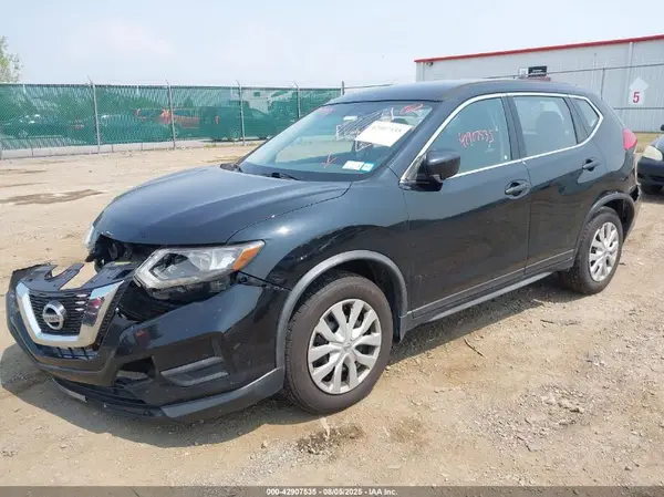 JN8AT2MV9HW251688 2017 NISSAN ROGUE - Image 2