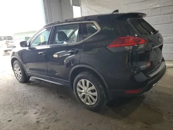 JN8AT2MV9HW257524 2017 NISSAN ROGUE - Image 2