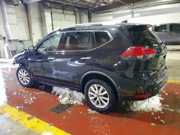 JN8AT2MV9HW257961 2017 NISSAN ROGUE - Image 2