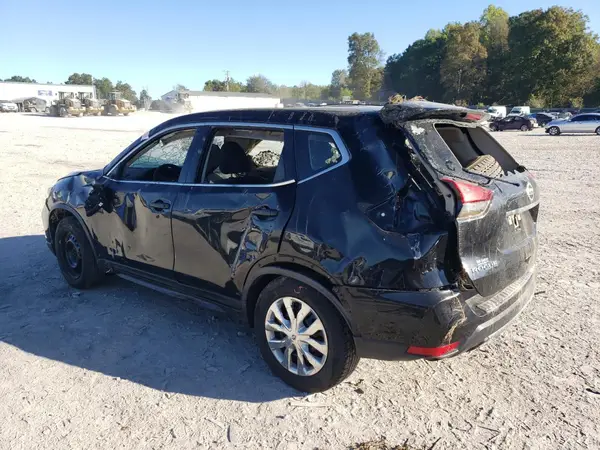 JN8AT2MV9HW258768 2017 NISSAN ROGUE - Image 2