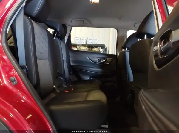 JN8AT2MV9HW264960 2017 NISSAN ROGUE - Image 8
