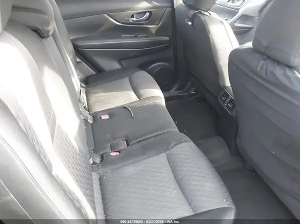 JN8AT2MV9HW270273 2017 NISSAN ROGUE - Image 8
