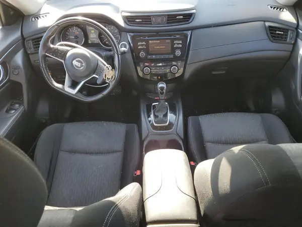JN8AT2MV9HW271228 2017 NISSAN ROGUE - Image 8