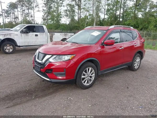 JN8AT2MV9HW272590 2017 NISSAN ROGUE - Image 2