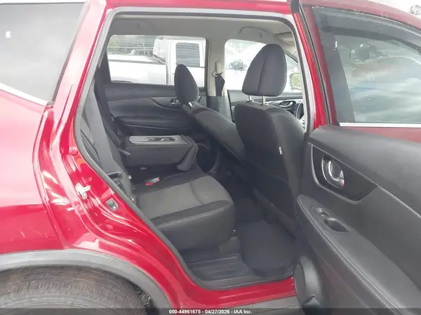 JN8AT2MV9HW272590 2017 NISSAN ROGUE - Image 8