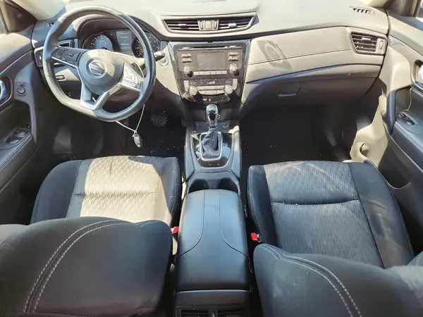 JN8AT2MV9HW274923 2017 NISSAN ROGUE - Image 8