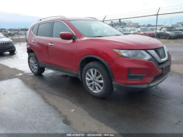 JN8AT2MV9HW275165 2017 NISSAN ROGUE - Image 1