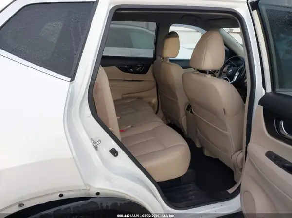 JN8AT2MV9HW278826 2017 NISSAN ROGUE - Image 8
