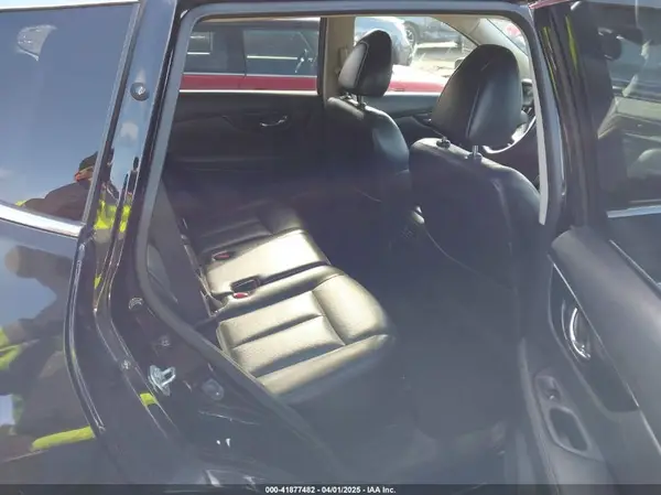 JN8AT2MV9HW279085 2017 NISSAN ROGUE - Image 8