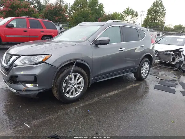 JN8AT2MV9HW279927 2017 NISSAN ROGUE - Image 2