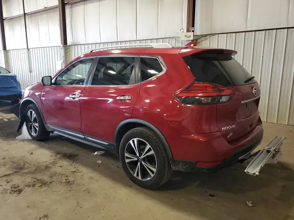 JN8AT2MV9HW280902 2017 NISSAN ROGUE - Image 2