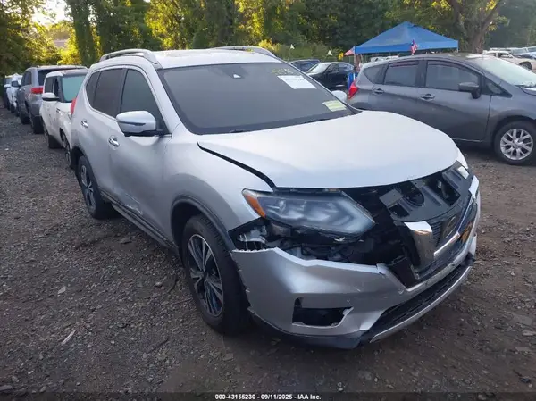 JN8AT2MV9HW283704 2017 NISSAN ROGUE - Image 1