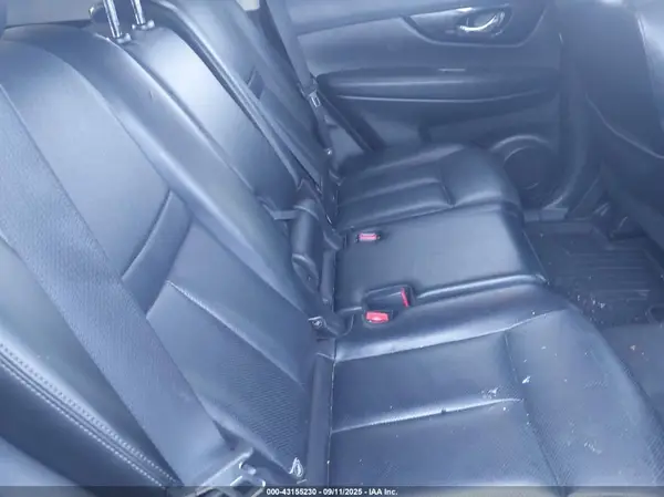 JN8AT2MV9HW283704 2017 NISSAN ROGUE - Image 8