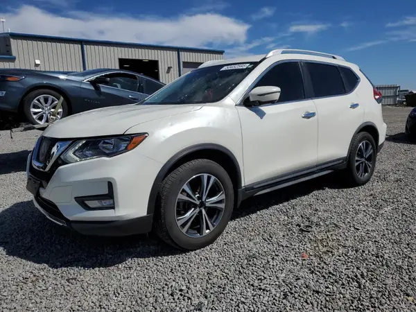 JN8AT2MV9HW284352 2017 NISSAN ROGUE - Image 1