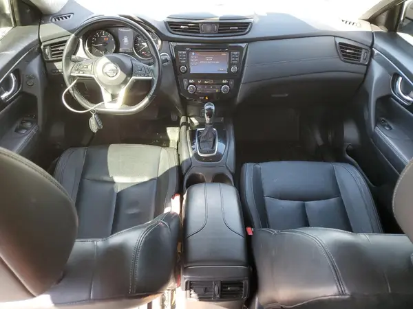 JN8AT2MV9HW284352 2017 NISSAN ROGUE - Image 8