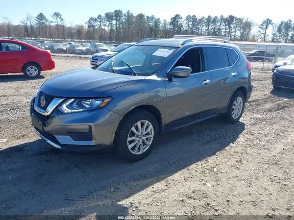 JN8AT2MV9JW301981 2018 NISSAN ROGUE - Image 2