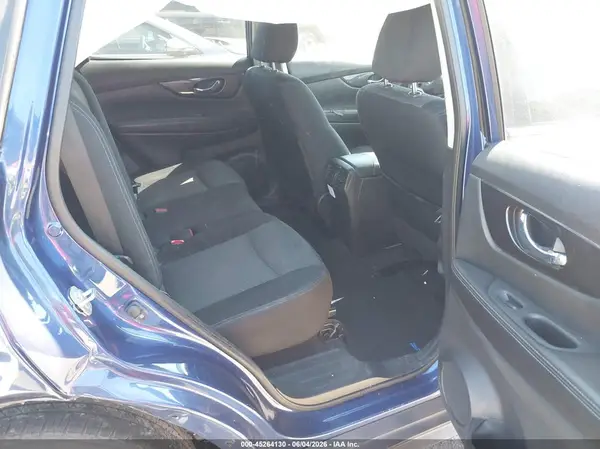 JN8AT2MV9JW302533 2018 NISSAN ROGUE - Image 8
