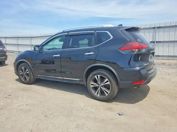 JN8AT2MV9JW304010 2018 NISSAN ROGUE - Image 2