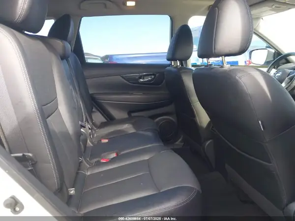 JN8AT2MV9JW305089 2018 NISSAN ROGUE - Image 8