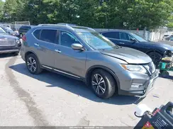 JN8AT2MV9JW305755 2018 NISSAN ROGUE