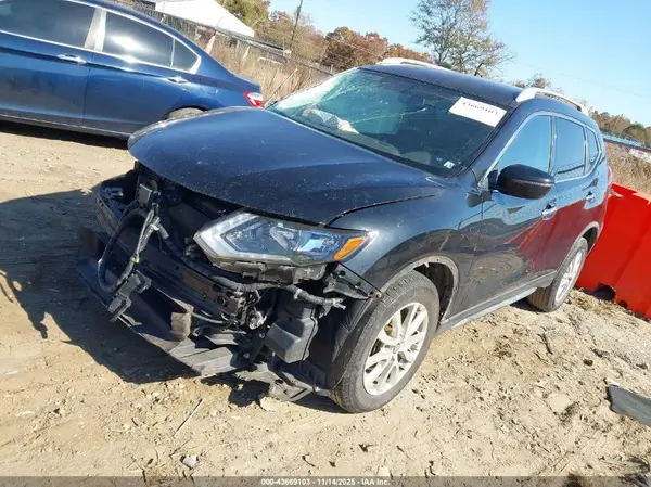 JN8AT2MV9JW306162 2018 NISSAN ROGUE - Image 2