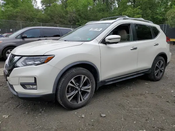 JN8AT2MV9JW306596 2018 NISSAN ROGUE - Image 1