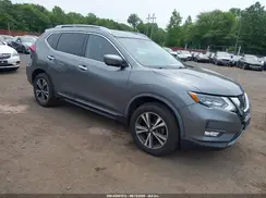 JN8AT2MV9JW306744 2018 NISSAN ROGUE