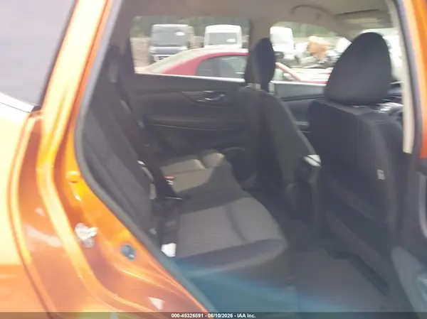 JN8AT2MV9JW308459 2018 NISSAN ROGUE - Image 8