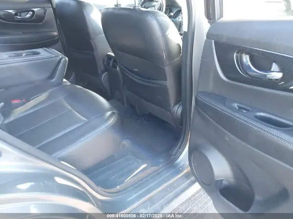 JN8AT2MV9JW309546 2018 NISSAN ROGUE - Image 8