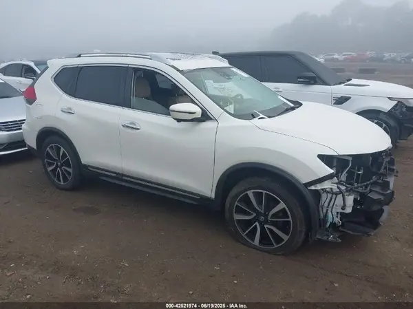JN8AT2MV9JW309708 2018 NISSAN ROGUE - Image 1