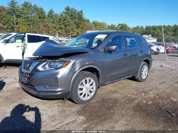 JN8AT2MV9JW312432 2018 NISSAN ROGUE - Image 2