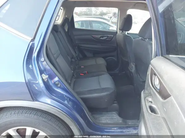JN8AT2MV9JW313953 2018 NISSAN ROGUE - Image 8