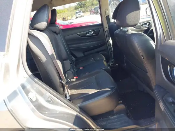 JN8AT2MV9JW317176 2018 NISSAN ROGUE - Image 8