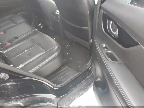 JN8AT2MV9JW318134 2018 NISSAN ROGUE - Image 8