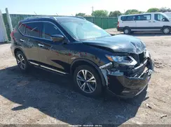 JN8AT2MV9JW318392 2018 NISSAN ROGUE