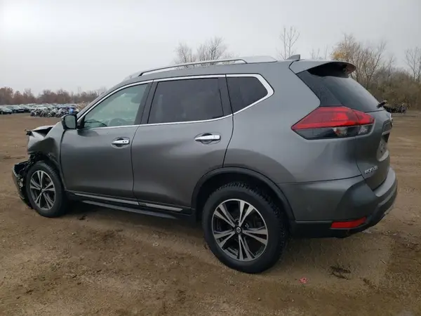 JN8AT2MV9JW319025 2018 NISSAN ROGUE - Image 2