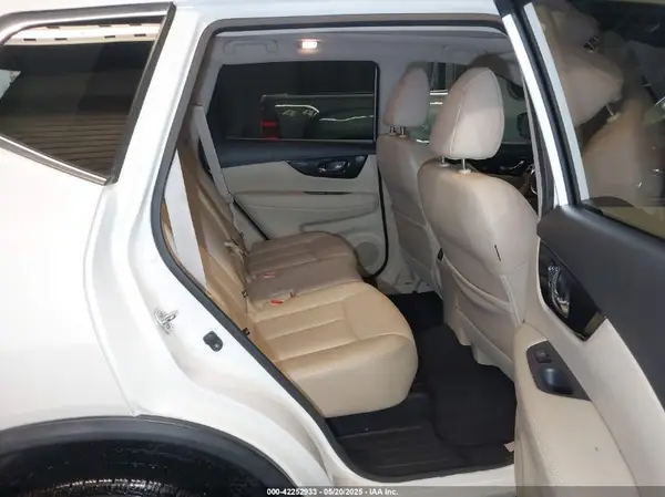 JN8AT2MV9JW320059 2018 NISSAN ROGUE - Image 8
