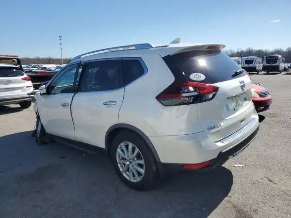 JN8AT2MV9JW321017 2018 NISSAN ROGUE - Image 2