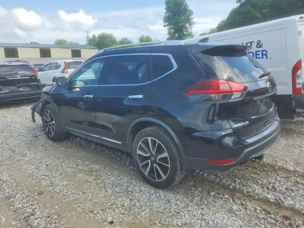 JN8AT2MV9JW327268 2018 NISSAN ROGUE - Image 2